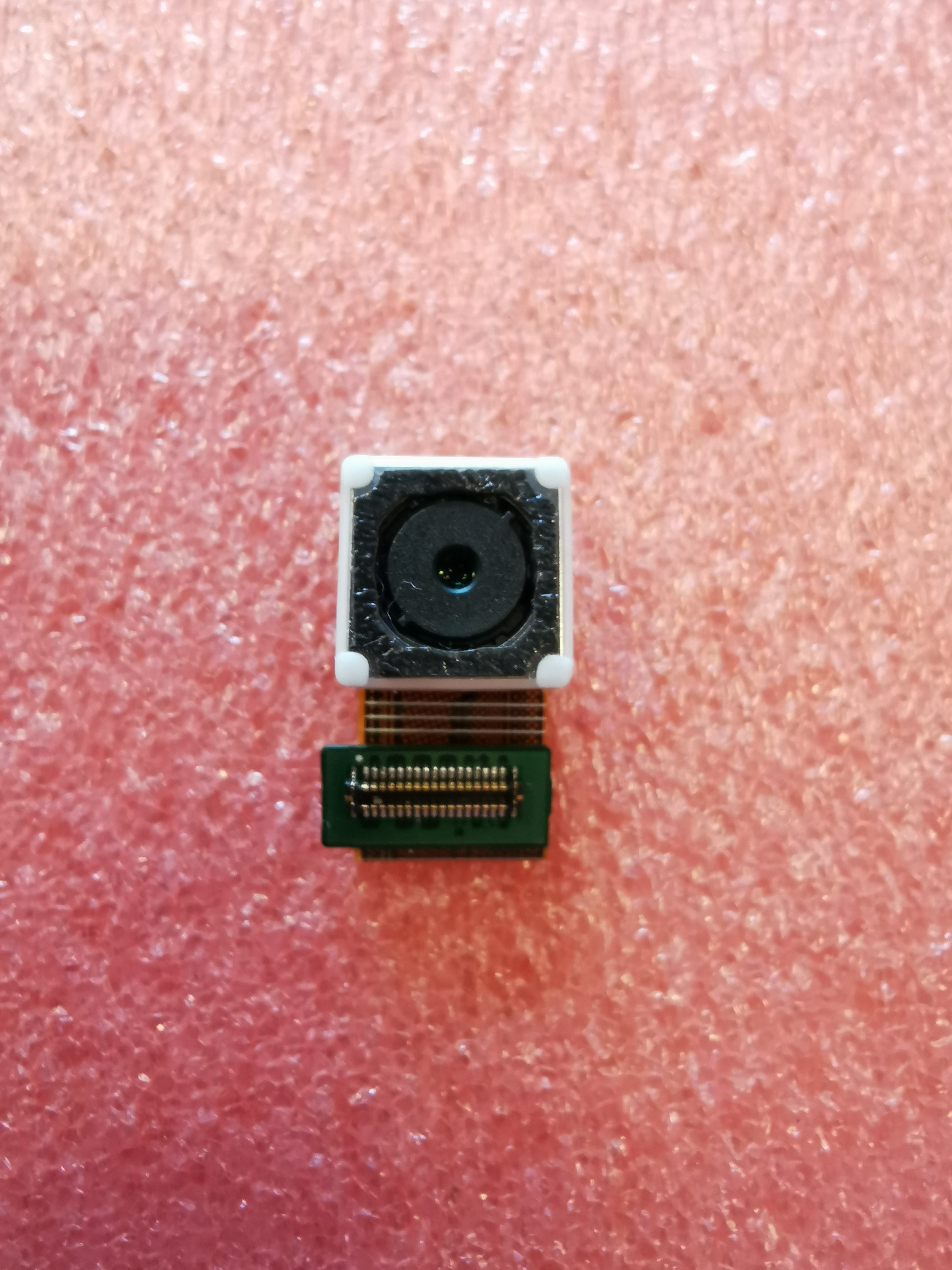 Sony Xperia XZ Premium gyri ellapi kamera