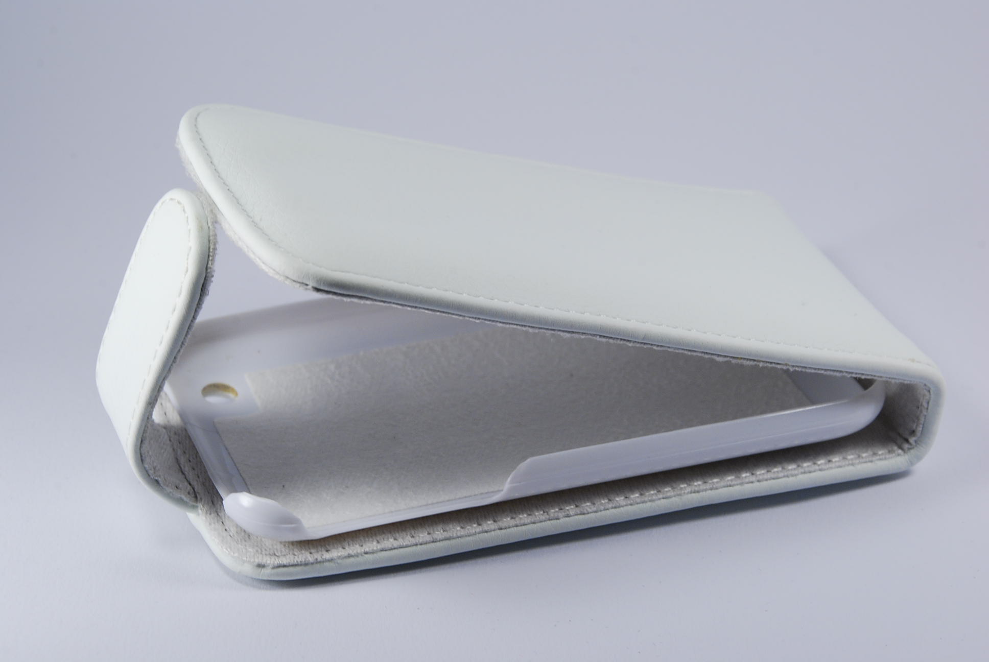 Apple Iphone 3G feh�r tok